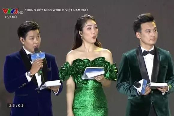 Hai MC nam của Chung kết Miss World Vietnam 2022 gây cười vì lời dẫn quá củ chuối-3