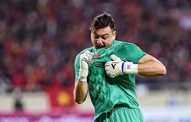 Đặng Văn Lâm âm thầm về nước, người thân ngỡ ngàng bật khóc-1