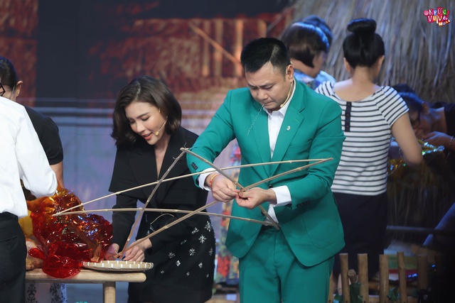 NSND Tự Long: Tôi với Xuân Bắc trên 20 năm nay vẫn nhịn nhau để cùng diễn cùng làm nghề-1