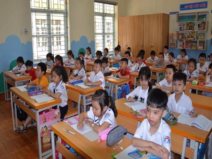 Quảng Ninh: 135 học sinh lớp 10 bị trả hồ sơ đã được nhận trở lại-2