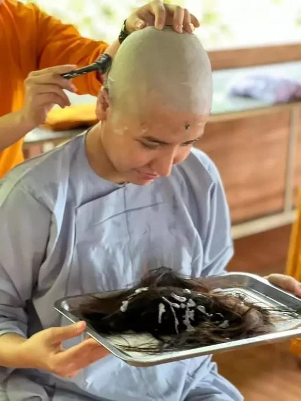 Sau lùm xùm nợ nần, Á hậu Khánh Phương xuống tóc đi tu-2