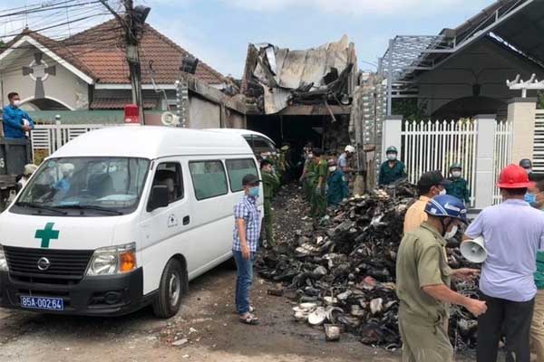 Lời kể xót xa trong sự cố Ninh Thuận: Cháu lớn biết mẹ kẹt nên trở lại-10