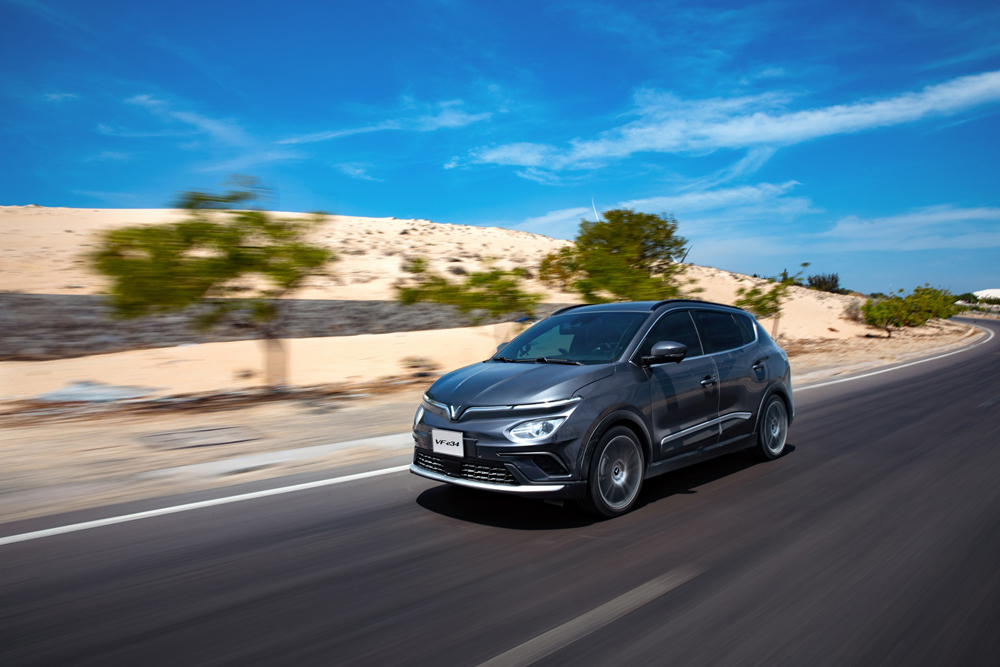 Chi phí tiết kiệm khiến người dùng chuyển xe xăng sang xe điện-2