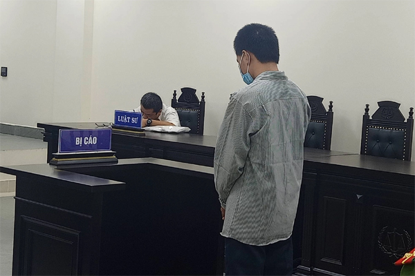 Bất ngờ bị cứa cổ khi dự đám cưới ở Hà Nội-1