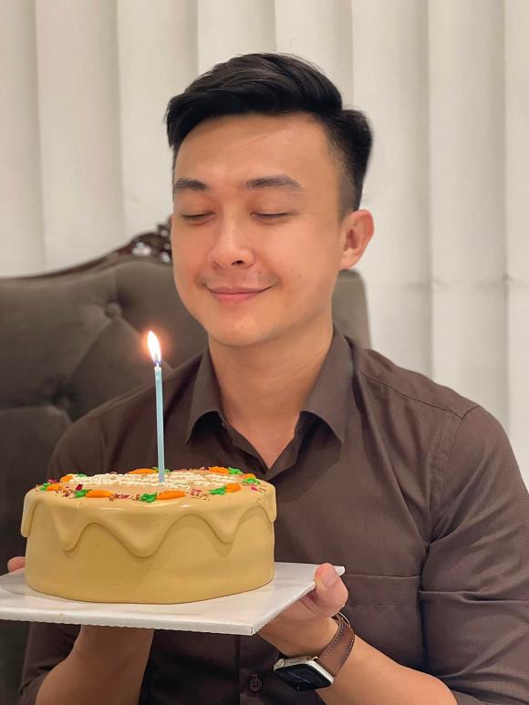 Lê Âu Ngân Anh đăng ảnh khoe eo thon, chồng sắp cưới liền vào nhắc nhở ngay-6