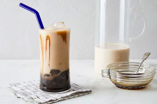 Dùng nồi chiên không dầu làm trà sữa siêu đơn giản, chỉ 2 bước là xong!