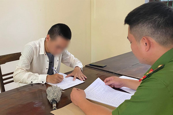 Nam thanh niên bị nữ nhân viên massage lừa bán qua Campuchia-1