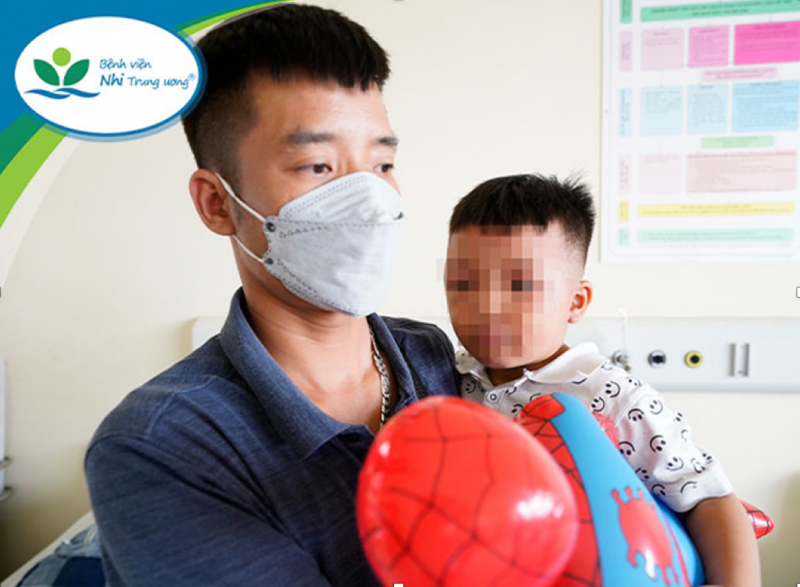 Cháu bé bị nhốt vào tủ cấp đông được xuất viện-1