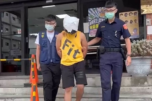 Gọi cứu thương sau khi bóp cổ bạn gái tới chết vì từ chối lời cầu hôn-1