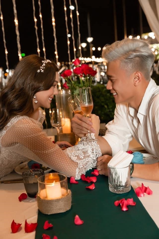 Dàn người yêu của tuyển thủ Việt Nam xinh đẹp, quyến rũ, học vấn đáng nể-6