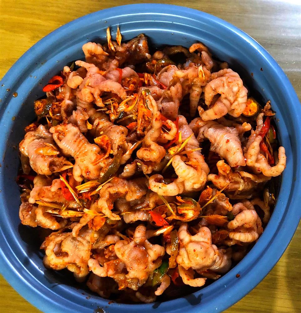 Mách chị em cách làm chân gà sốt Thái chua cay, giòn ngon, lai rai ngày mát trời đúng là đỉnh của chóp-2