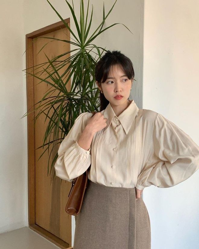 6 kiểu áo không thể thiếu trong tủ đồ đầu thu khiến hội mặc đẹp xứ Hàn mê tít-7