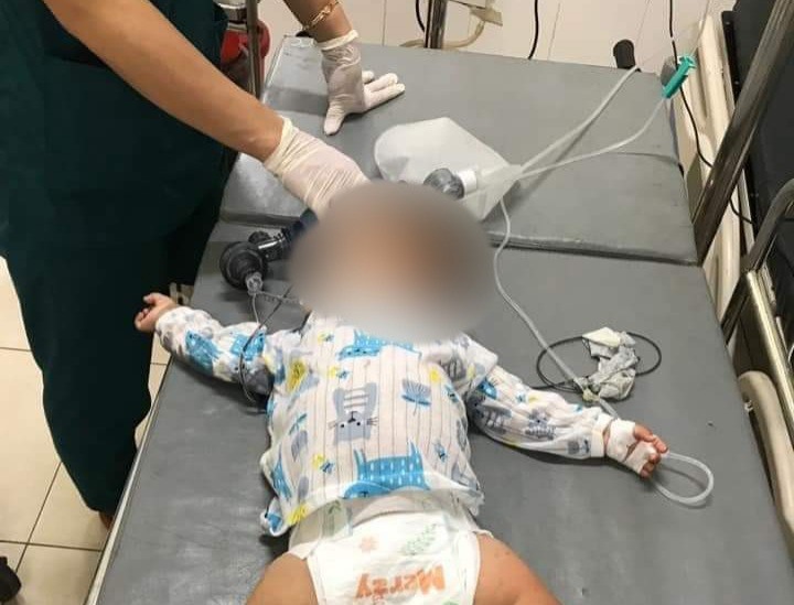 Yên Bái: Bố ép con gái 9 tháng tuổi cùng tự tử, cháu bé không qua khỏi-1