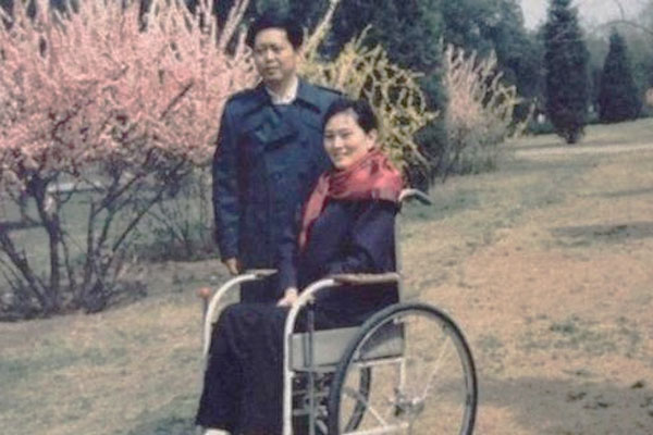 2 phi công đánh nhau giữa chuyến bay-2