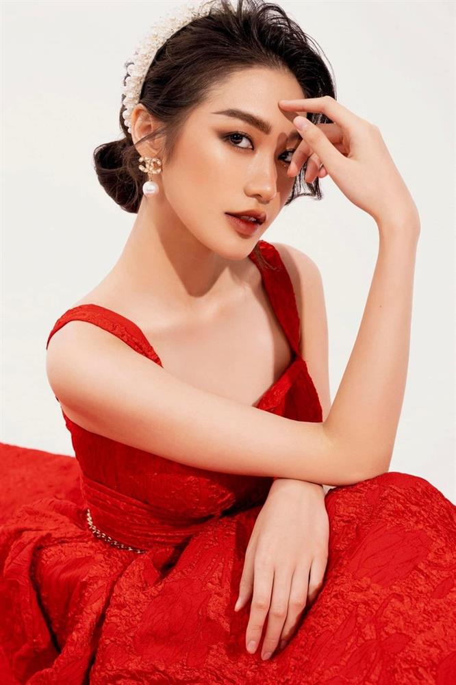 Bạn gái hot girl của Đoàn Văn Hậu là ai, gia thế khủng cỡ nào?-2