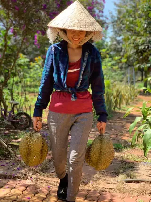 Vợ chồng ở TP. HCM tự tay cải tạo khu đất 7.400 m2, nhọc nhằn nhưng kết quả mãn nguyện-4