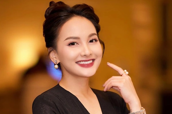 Bảo Thanh lại tậu xe hơi 5 tỷ, khối tài sản khủng thế nào ở tuổi 32?-17