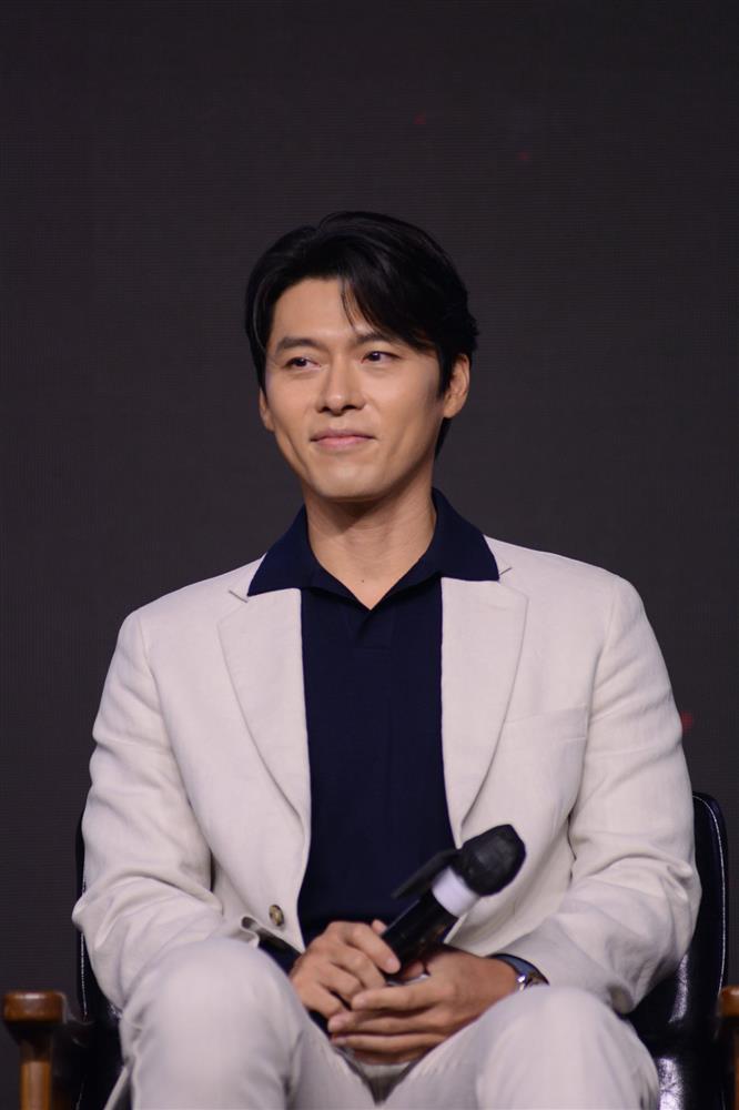Hyun Bin lần đầu chia sẻ về cuộc sống sau đám cưới và lên chức cha-2