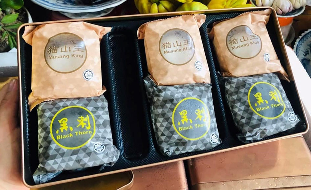 Bánh trung thu ngon nhất thế giới, giá tiền triệu rao bán la liệt-2