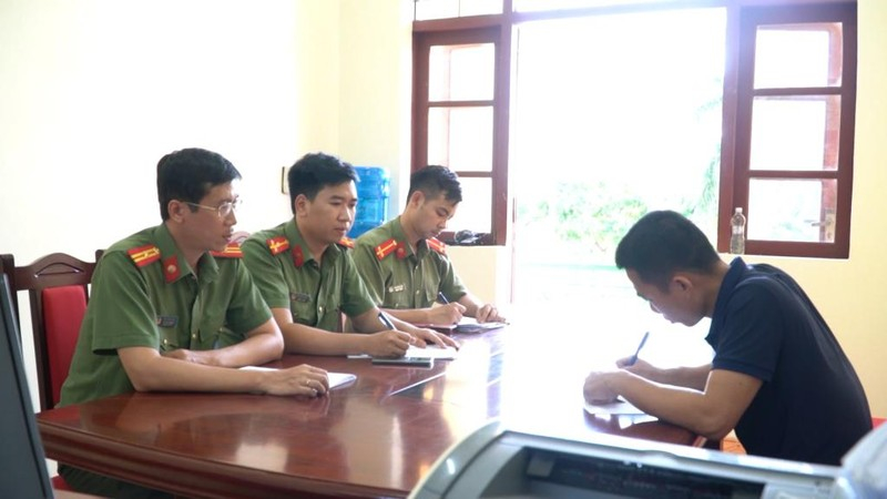 Vụ hòn non bộ ở Quảng Ninh, xử phạt người bình luận sai trên mạng xã hội-1