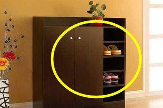 Tủ giày cũng mang yếu tố phong thủy, chớ đặt chúng ở những vị trí này kẻo tiền bạc và sức khỏe tiêu tán