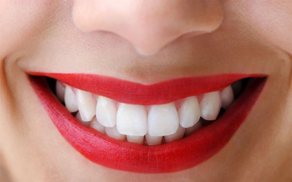Nhìn hình dáng răng để biết sau này bạn thành đạt hay nghèo khó: Người có răng thưa đừng nên mong tích lũy