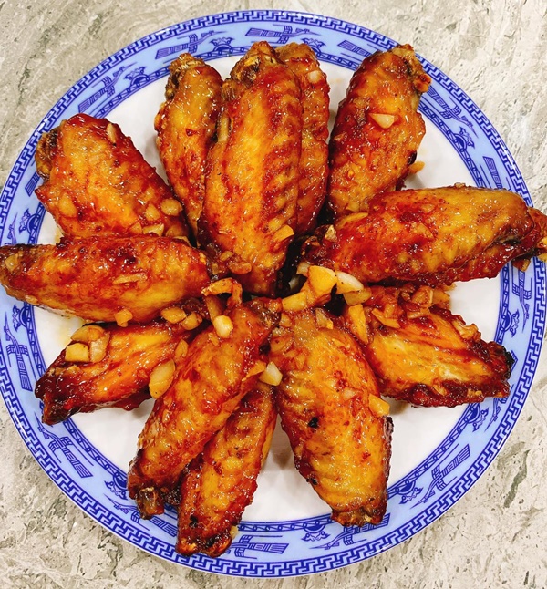 Mẹ đảm làm cánh gà chiên mắm thơm&nbsp;ngon khó cưỡng, người già trẻ nhỏ ai cũng mê-2