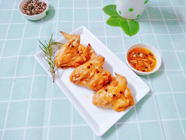 Mẹ đảm làm cánh gà chiên mắm thơm ngon khó cưỡng, người già trẻ nhỏ ai cũng mê-5