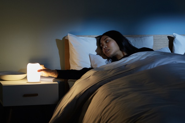 Để đèn khi ngủ vào ban đêm có thể là thủ phạm gây ra 2 bệnh đe dọa tính mạng này-2