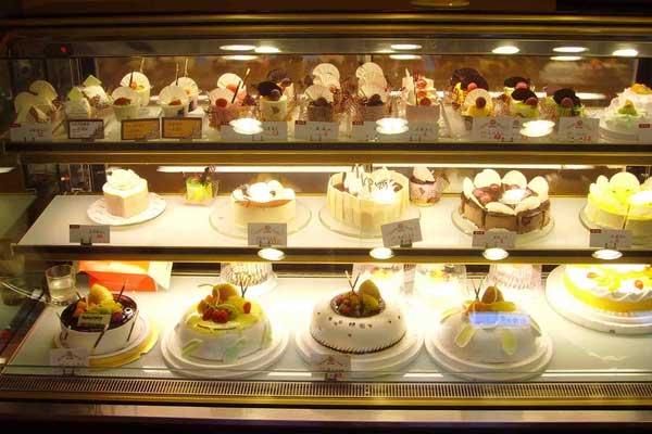 Người phụ nữ khóc trên tàu điện vì không thể trả nổi khoản vay mua nhà hé lộ sự thật của một lớp người trong xã hội-3