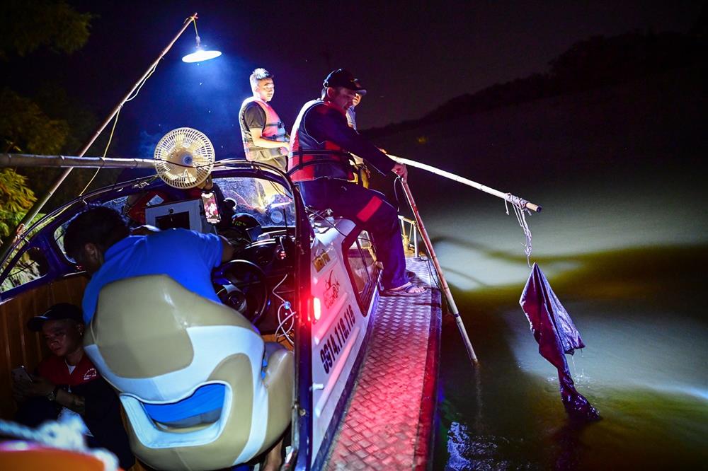 Trắng đêm tìm kiếm nữ sinh mất tích ở Hà Nội-10