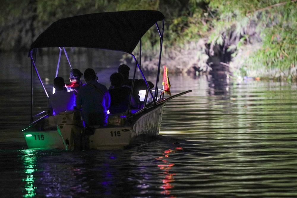 Trắng đêm tìm kiếm nữ sinh mất tích ở Hà Nội-12