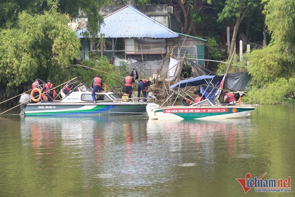 Đội cứu hộ dừng tìm kiếm cô gái 23 tuổi mất tích ở Hà Nội-2