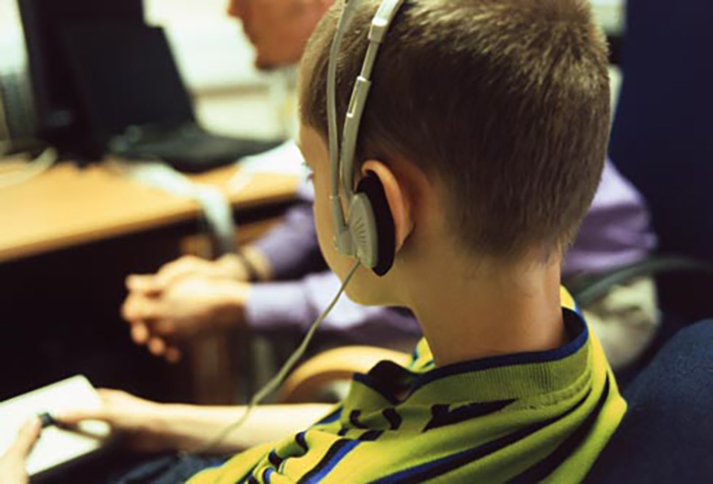 Những dấu hiệu về căn bệnh tự kỷ mà cha mẹ cần biết-10