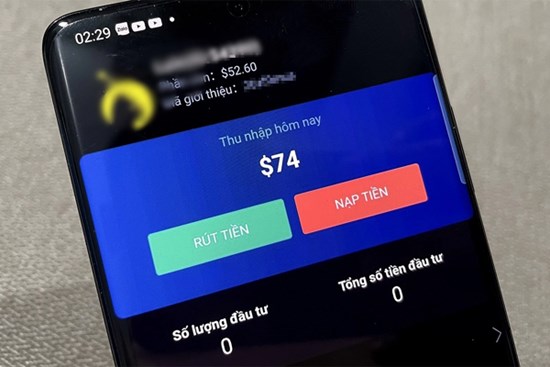 Nhận lời đầu tư trên ứng dụng, mất gần 700 triệu đồng trong 4 ngày