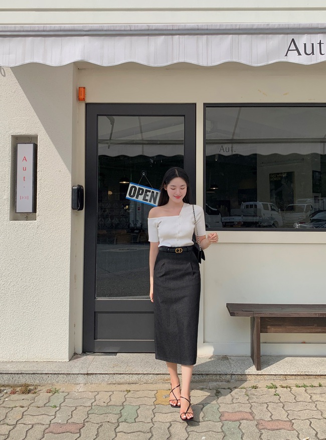 12 cách mặc chân váy đen đẹp từ đi làm tới đi chơi-2