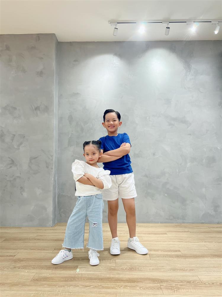 Con trai Khánh Thi nhảy cực đỉnh, ai cũng nghĩ do bố mẹ rèn luyện hà khắc nhưng bí quyết lại rất đơn giản-3