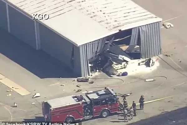 Mỹ: 2 máy bay đâm vào nhau trên trời, nhiều người thiệt mạng-1