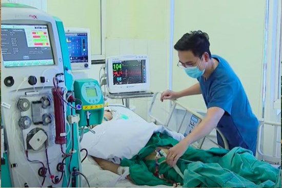 Thứ trưởng Bộ Y tế: Bệnh nhân Covid-19 nặng tăng nhanh rõ rệt