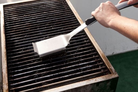 Bí kíp làm sạch bếp nướng cực đơn giản và nhanh chóng