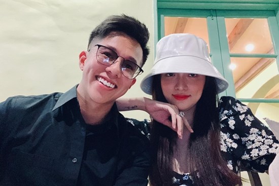 Hoa hậu Hương Giang chia tay bạn trai doanh nhân Matt Liu
