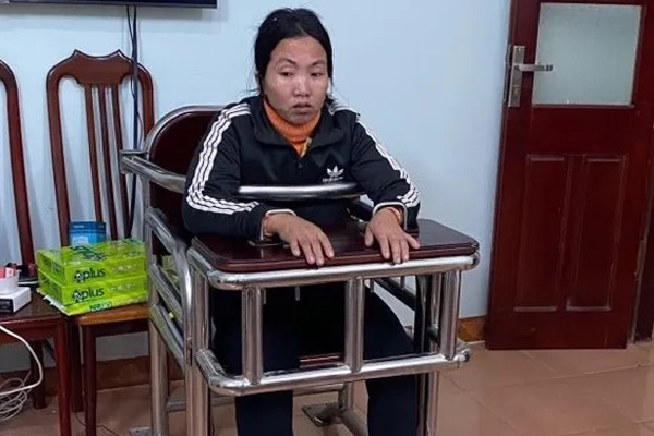 Giết người vì nghi bị chủ tiệm điện thoại cài định vị theo dõi-2