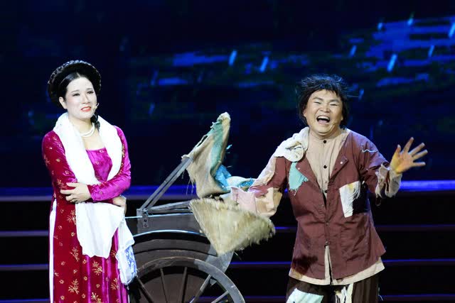 Danh hài Xuân Hinh: Từng phải đi buôn đồng nát và 40 năm mang tiếng cười đến muôn nhà-1