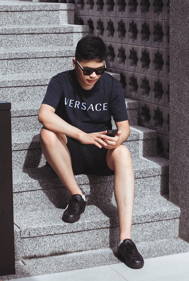 Con trai nằng nặc đòi đi phục vụ nhà hàng, nàng Hậu chịu chi nhất nhì Vbiz có cách ứng xử quá đáng nể-2