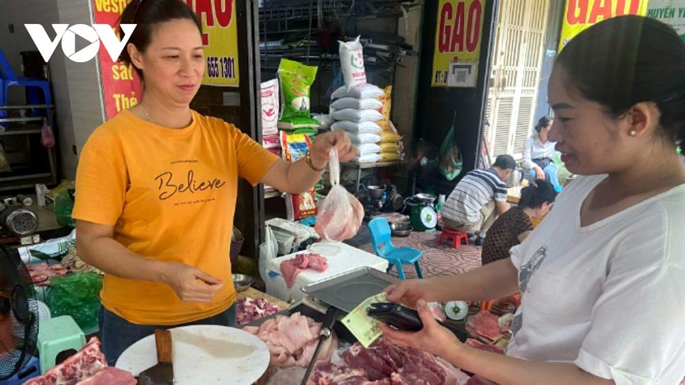 Vì sao người dân vẫn phải mua bát phở giá 60.000 đồng?-1