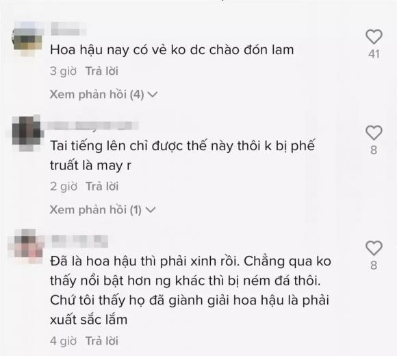 Về thăm quê hương, Nông Thúy Hằng bị bơ đẹp, còn mắc phải lỗi cơ bản khi diện áo dài-4