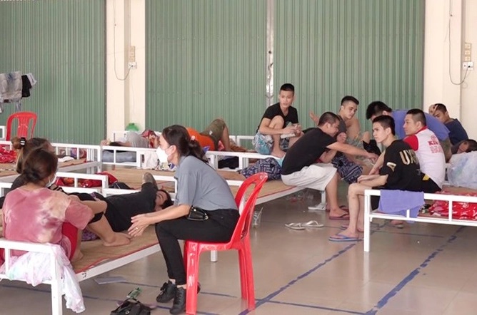 Có dấu hiệu mua bán người trong vụ 40 người tháo chạy khỏi Campuchia về Việt Nam-2