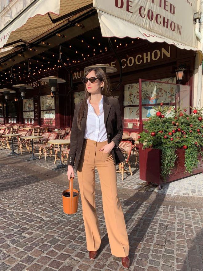 4 kiểu áo đặc trưng khiến quý cô Pháp mê mẩn khi thu sang: Vừa thanh lịch lại vô cùng tinh tế-12