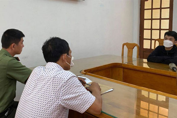 Campuchia kiểm tra người nước ngoài trên cả nước-2