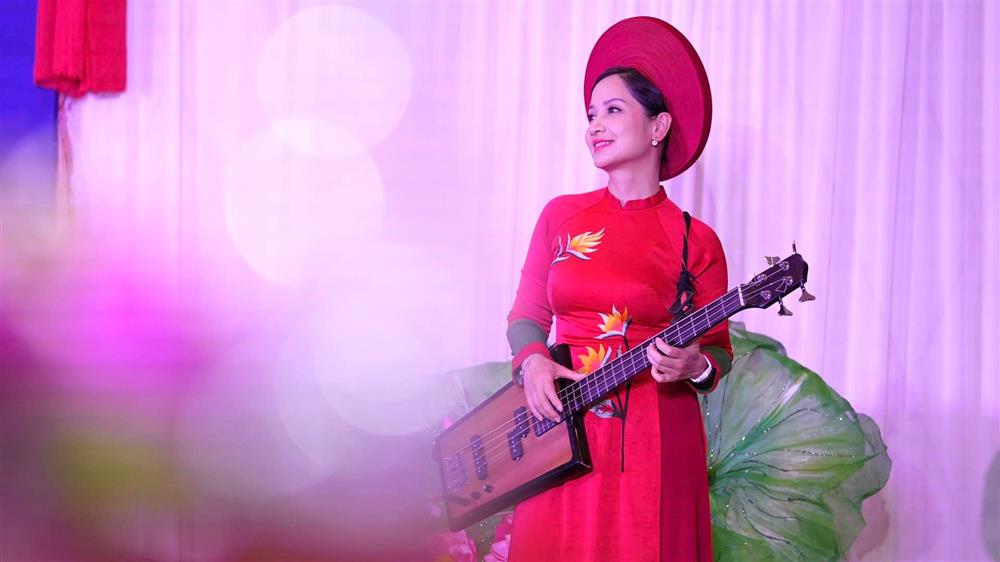 Nữ sinh ngây thơ của Phía Trước Là Bầu Trời” giờ thành mỹ nhân quyến rũ, bỏ diễn xuất làm giảng viên dạy đàn-3